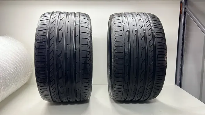 PAR PNEUS 305 / 25 / Zr 20 YOKOHAMA