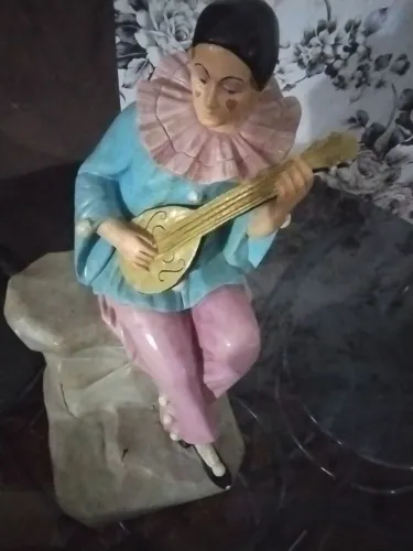 Relíquia estátua pierto