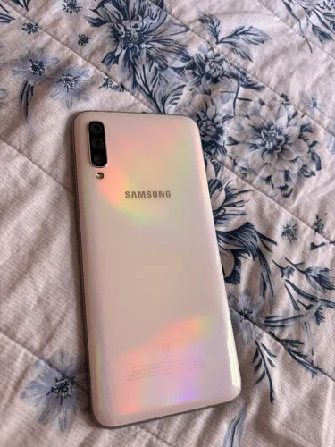 Samsung Galaxy A50