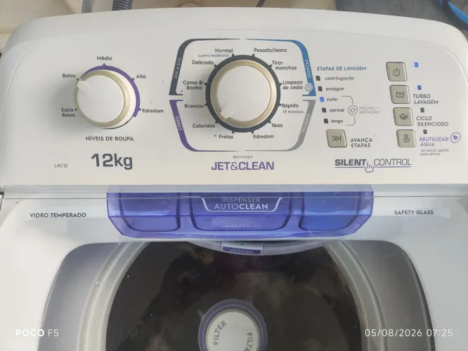 Máquina Electrolux lac12 12kg semi nova
