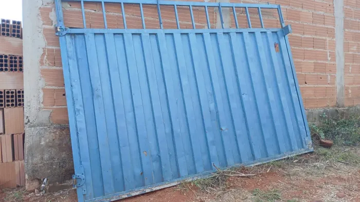 Portão de garagem 3 x 210