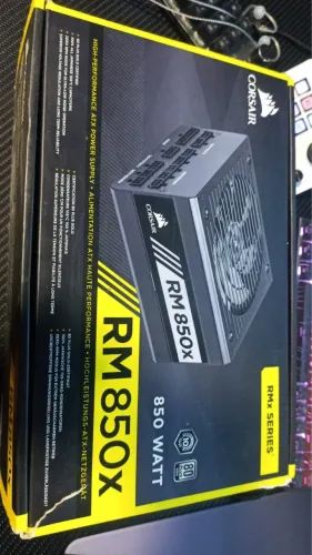 Fonte Corsair Rm850x,850w,atx 3.1,pcie 5.1,full-modular,gold