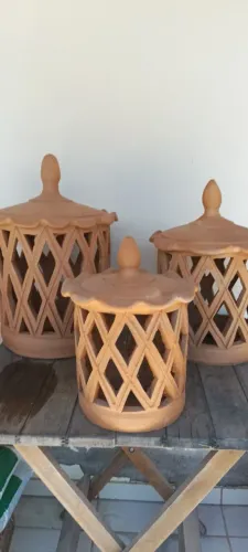 Lindo Trio de luminárias para jardim de cerâmica 