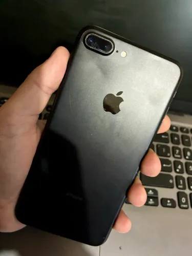 iPhone 7 Plus 32GB Preto Desbloqueado + Capinha + Carregador + Película