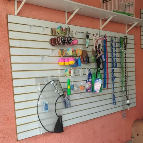Vendendo Painel Canaletado branco em MDF 1,20 de altura por 2,50 de largura 200,00