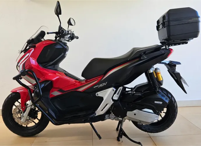 Honda ADV 150 Vermelha 23/24