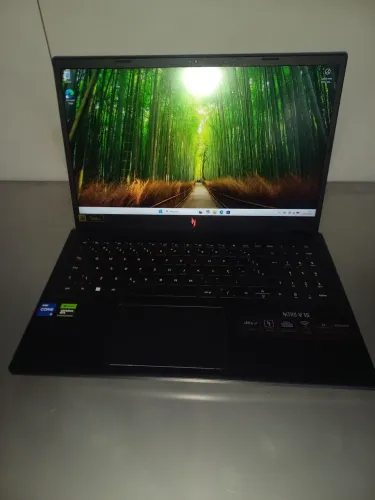 acer nitro v15 i5 13420 RTX 2050