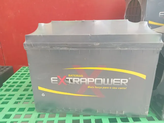 Bateria extrapower 90AH caixa alta,por 530 avista a base de troca, 1 ano de garantia.