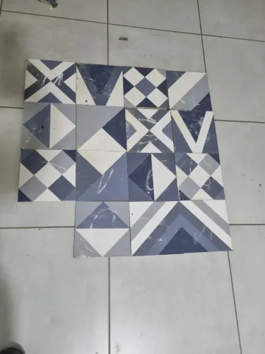 AZULEJO PORTOBELLO, REBOCO IMPERMEÁVEL QUARTZOLIT E TIJOLO 9X19X9
