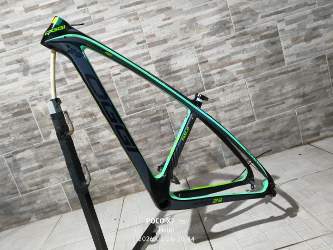 Quadro de carbono OGG Agile pró 2018