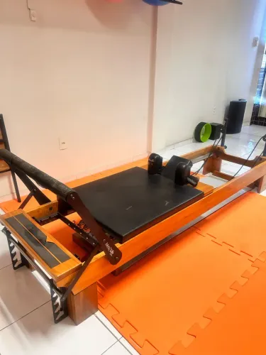 Vendo Studio de Pilates Metalife completo!