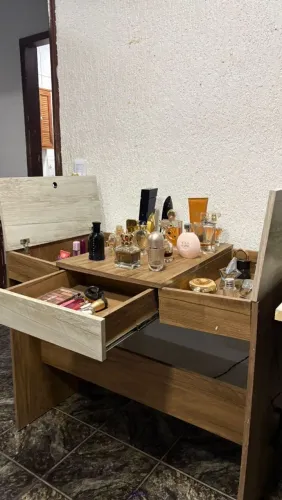 Mesa de maquiagem 