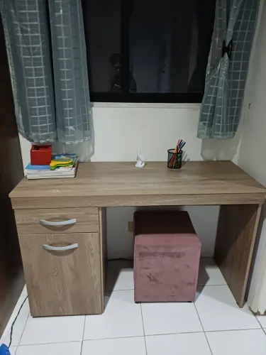 Vendo escrivaninha
