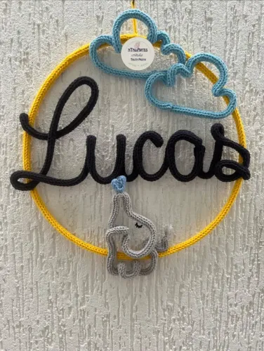 Porta maternidade menino personalizado em tricotin 