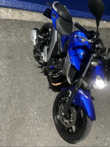 Fazer 250