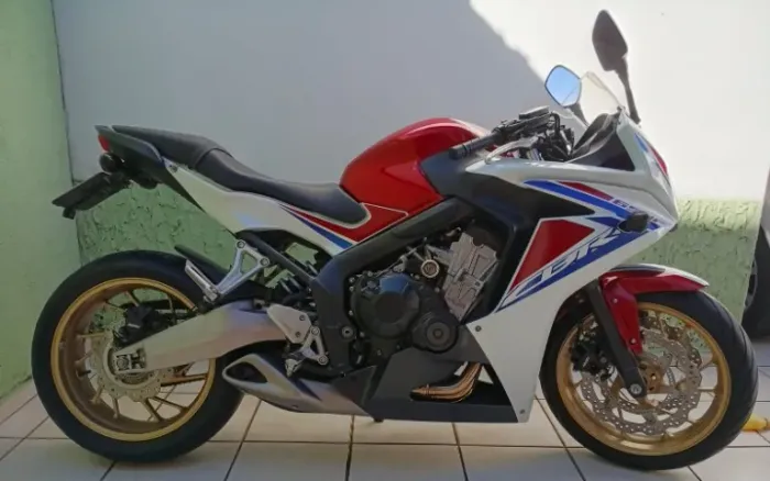 CBR 650F - CAPITÃO AMÉRICA