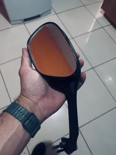 Vendo retrovisor lado esquerdo, original da Srad 1000 ano 2006