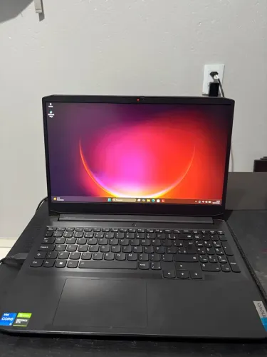 Vendo Lenovo IdeaPad Gaming 3i em ótimo estado. Único dono, comprado lacrado.