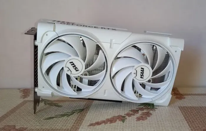 Placa de vídeo msi ventus rtx 5060 8gb