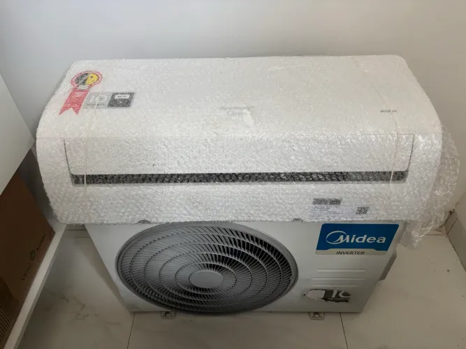 Ar condicionado Split Springer Midea Inverter 9.000 BTUs - Xtreme Save Connect - 220V