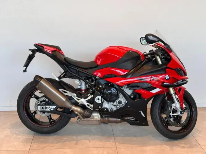 BMW S 1000 RR Red.