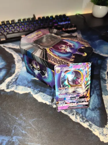Lunala GX + Lata de metal - Um poder Lendario