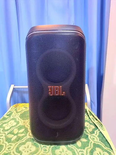 Vende caixa de som jbl
