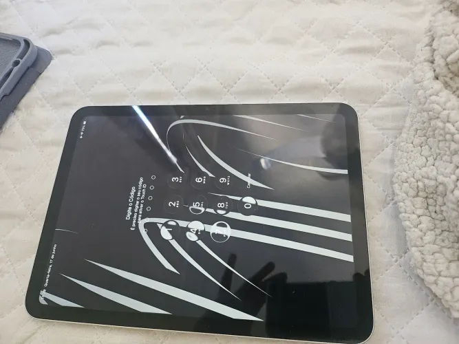 Ipad 10 semi novo