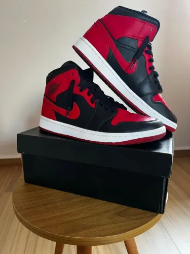 Tênis Nike Jordan 1 Mid Preto Vermelho Original na Caixa
