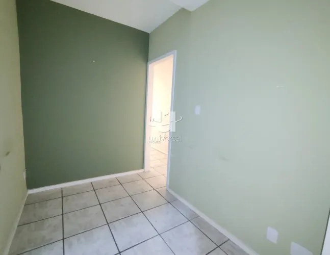 Sala Comercial à Venda no Ed. Golden Center - Centro de Juiz de Fora