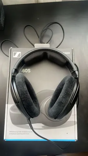 Sennheiser HD 560S