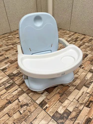 Cadeirinha de alimentação para bebê
