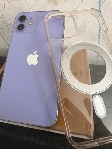 iPhone 12