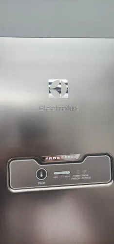 Geladeira semi nova