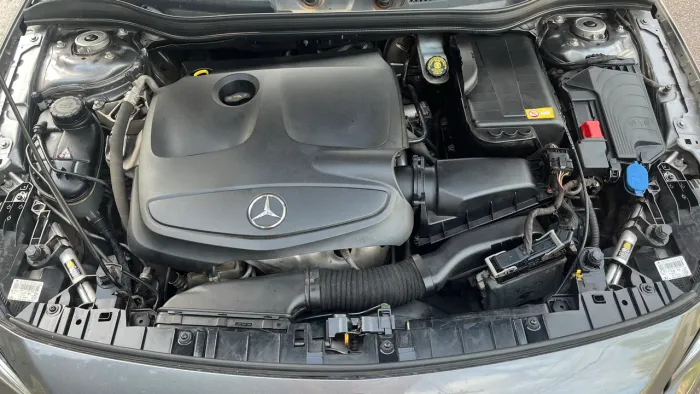 Mercedes-Benz GLA 250 Vision 2.0 TB 16V 211cv Aut. 2015