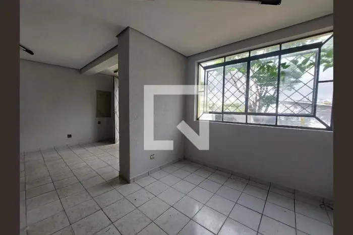 Casa à Venda - Moema, 5 Quartos, 230 m2