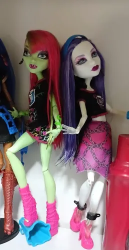 Bonecas monster high ghouls spirit, novas somente retiradas da caixa, ler descrição 