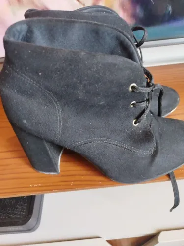 Bota preta