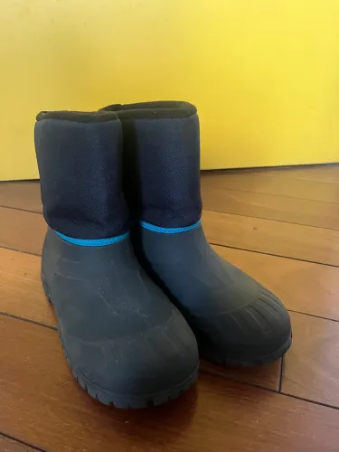 Bota impermeável de neve/inverno Quechua n. 33