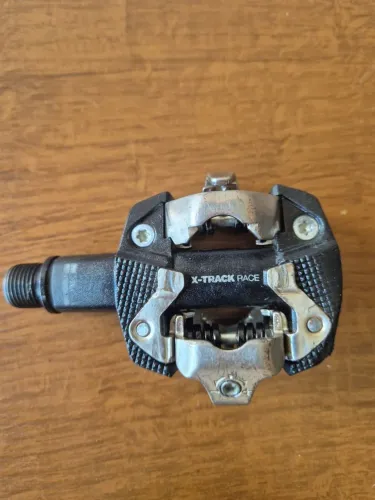 Pedal clip look X-track race