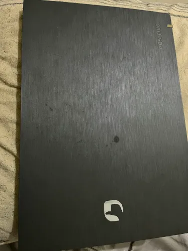 Vendo notebook semi novo