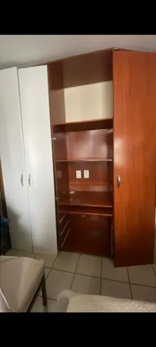 Guarda roupa em perfeito estado desmontado