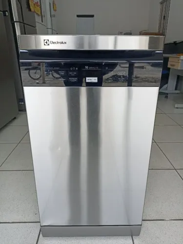Lava-louça Electrolux 110