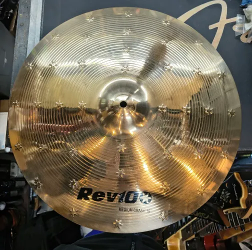 Prato crash 18" Orion rev10 liga b10 médium crash ótimo timbre alta durabilidade nacional