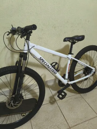 Bicicleta SPECIALIZED aro 29