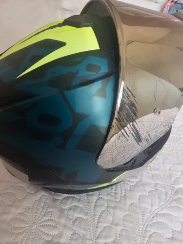 Capacete integral LS2 storm