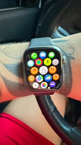Apple Watch Series 11 - 46mm - Garantia Apple até Abril de 2027