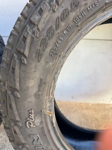 Pneus scorpion 225/65 R17
