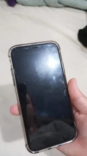 iPhone XR 64g em ótimo estado!