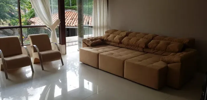 SOFÁ